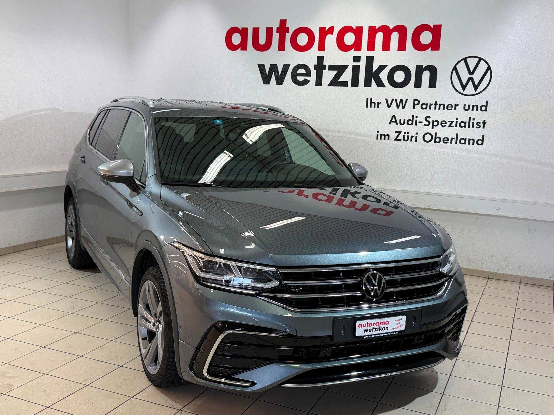 VW Tiguan Allspace 2.0TSI R-Line 4Motion DSG-showroom-element-1