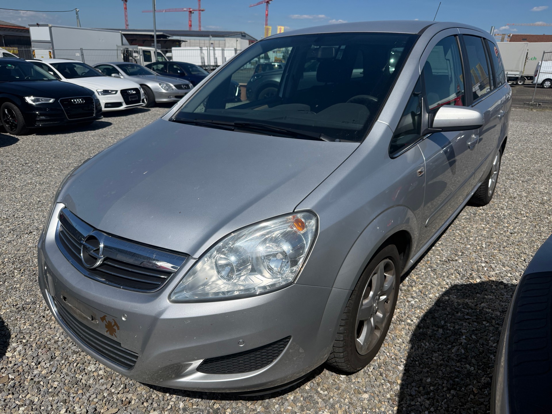 OPEL Zafira 1.9 CDTI Automatic-image-1
