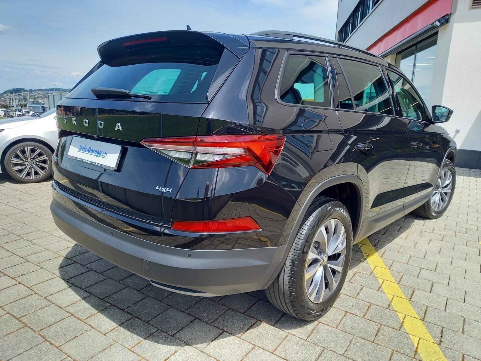 SKODA Kodiaq 2.0 TDI CR Ambition 4x4 DSG-showroom-element-1
