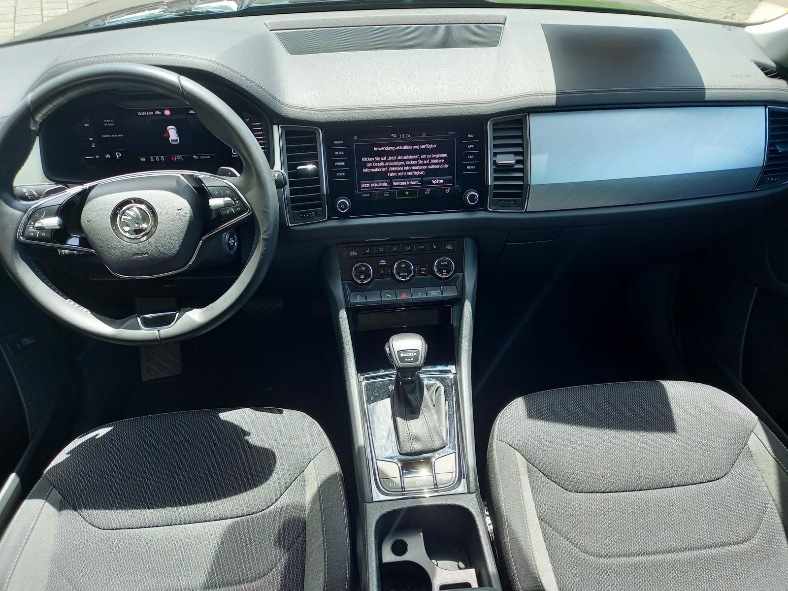 SKODA Kodiaq 2.0 TDI CR Ambition 4x4 DSG-image-4
