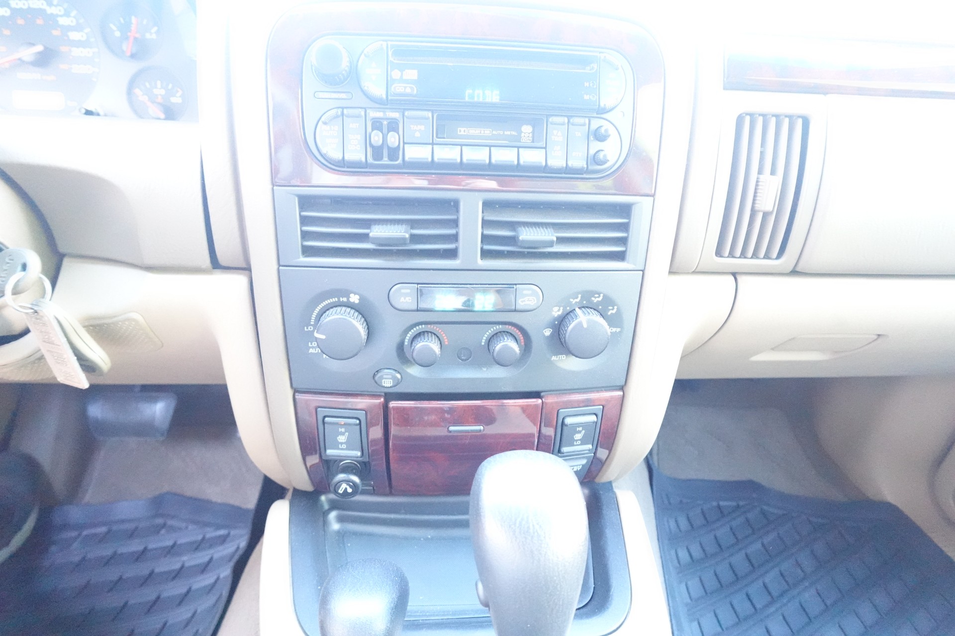JEEP Grand Cherokee 4.7 Limited Automatic-image-7