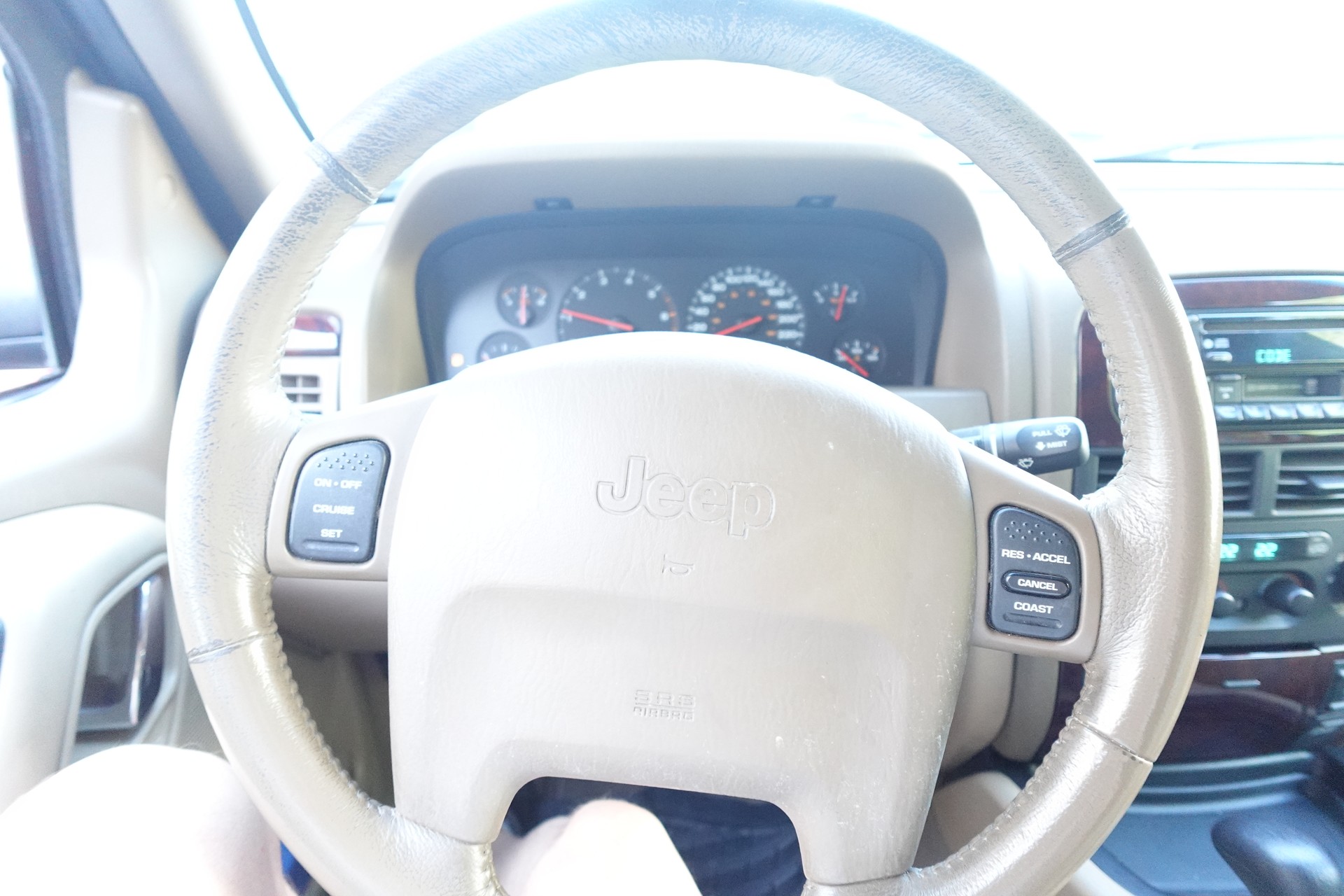 JEEP Grand Cherokee 4.7 Limited Automatic-image-9