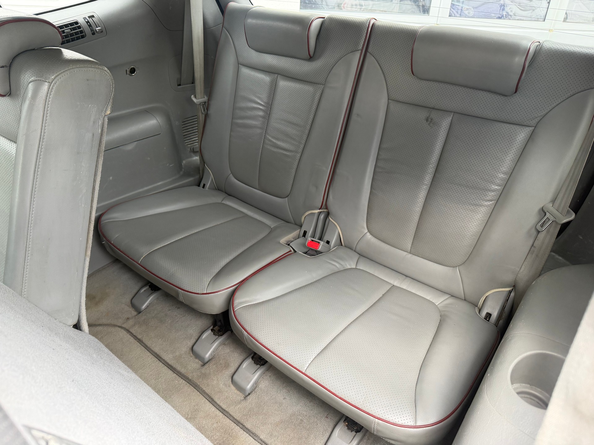 HYUNDAI Santa Fe 2.2 CRDi Premium 4WD Automatic-image-9
