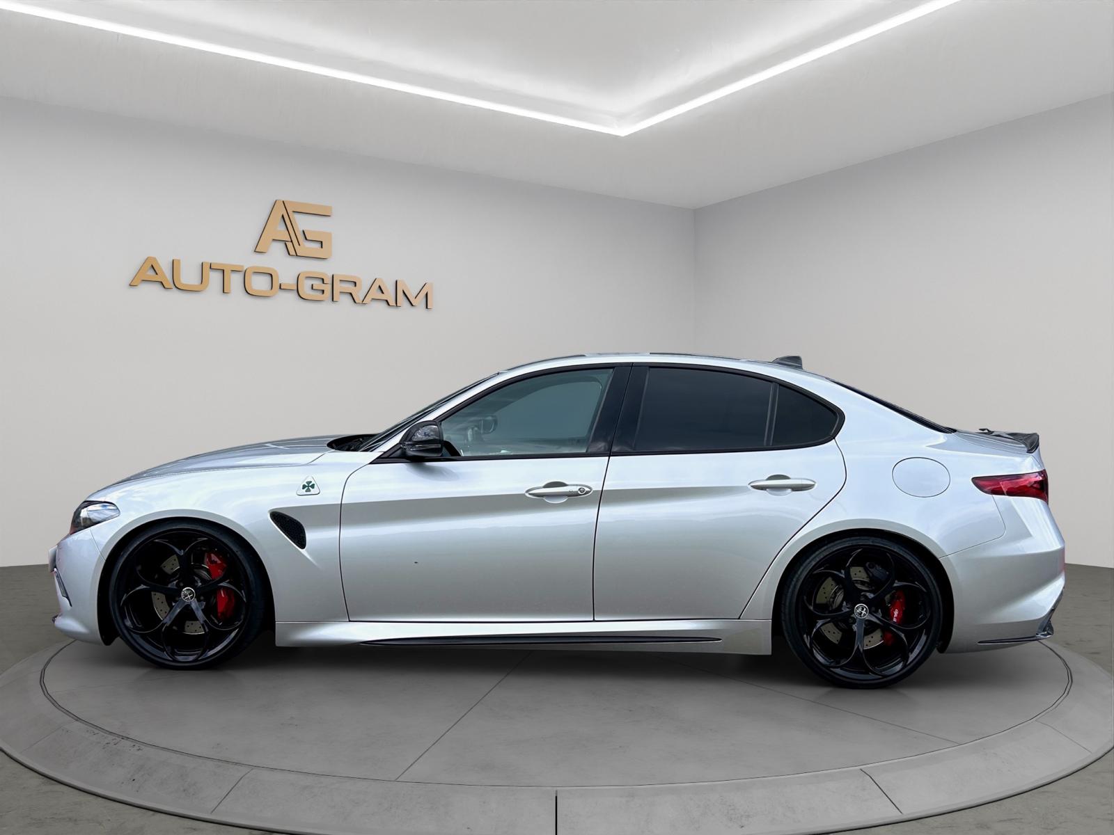 ALFA ROMEO Giulia 2.9 V6 Quadrifoglio Automatic-showroom-element-1