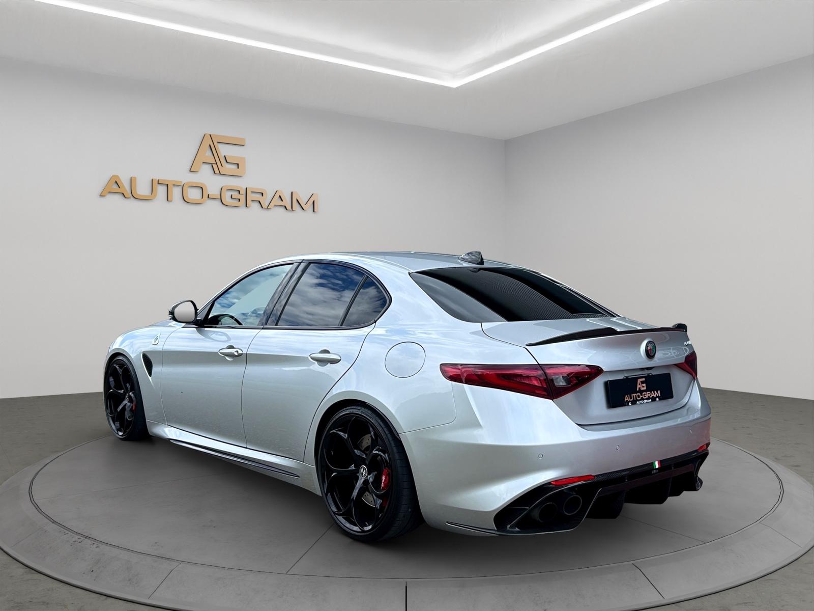 ALFA ROMEO Giulia 2.9 V6 Quadrifoglio Automatic-showroom-element-2