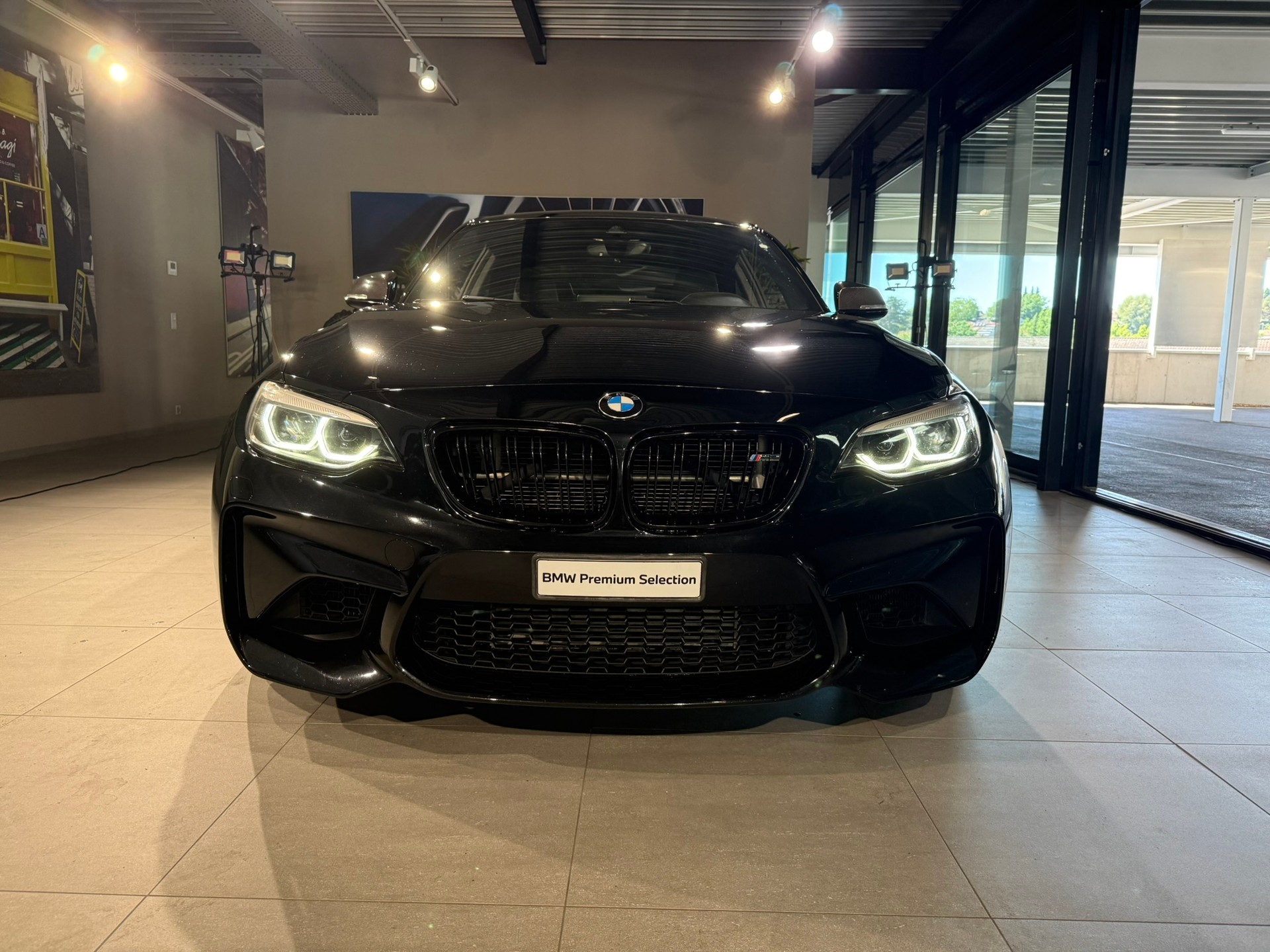 BMW M2 Swiss Performance Edition Drivelogic-showroom-element-1