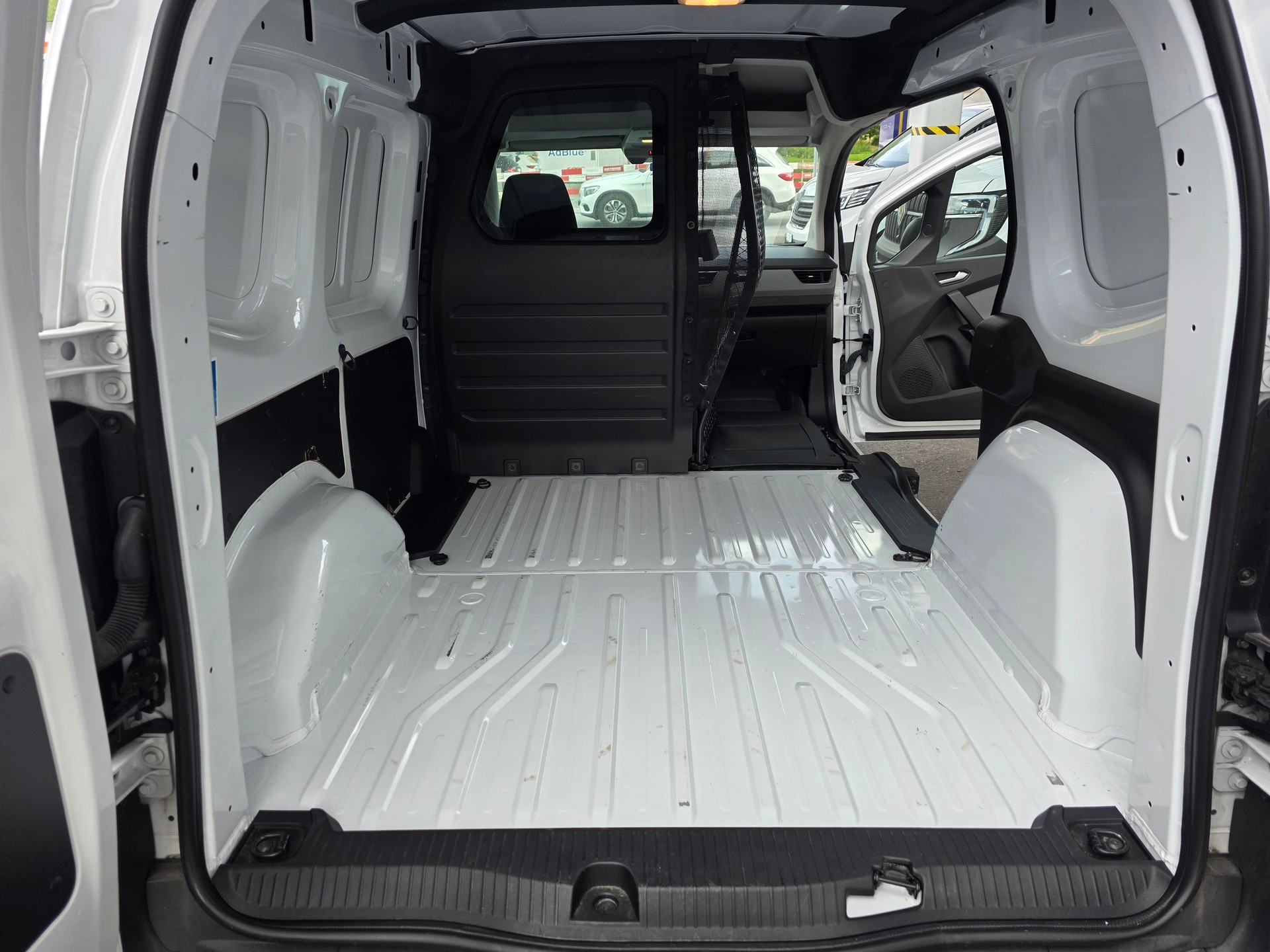 RENAULT Kangoo Van 1.3TCe Open Sesame 100 PF Extra-image-4
