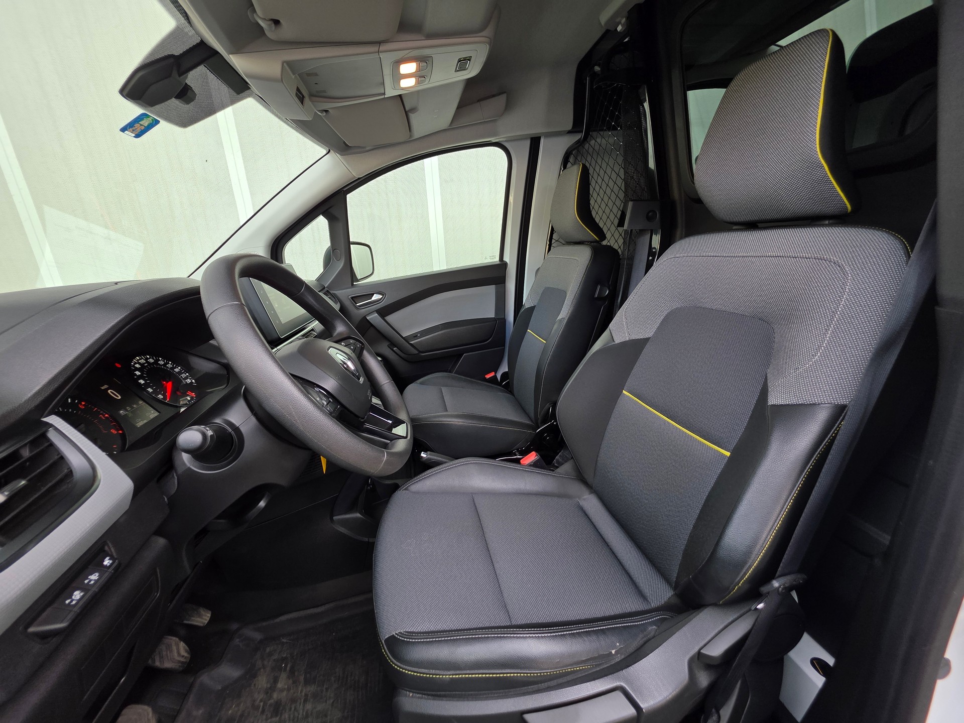 RENAULT Kangoo Van 1.3TCe Open Sesame 100 PF Extra-image-9