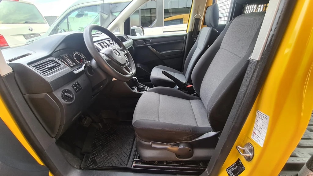 VW Caddy Maxi 2.0TDI 4Mot. BlueMotion Technology DSG ** 150 PS ** 2-Plätzer ** PDC hinten ** DAB-Radio ** Frisch Ab MFK **-image-13
