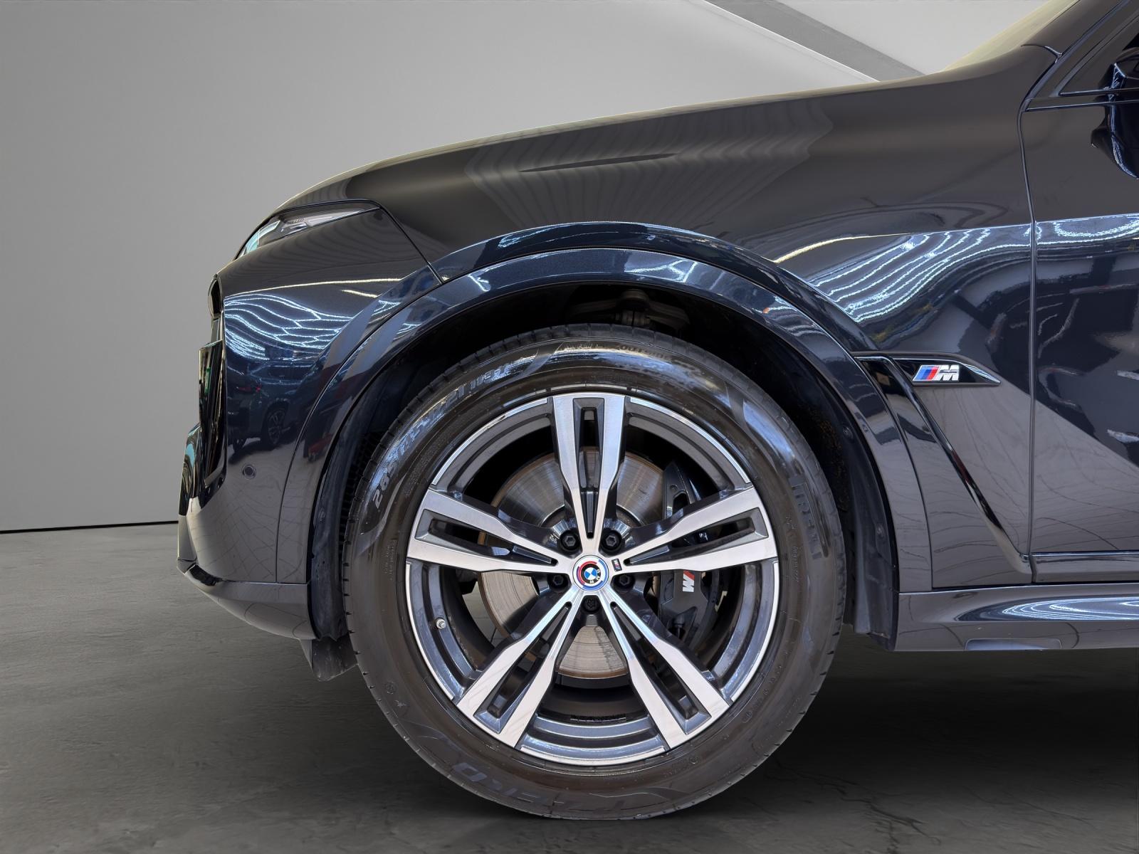 BMW X7 M60i-image-21
