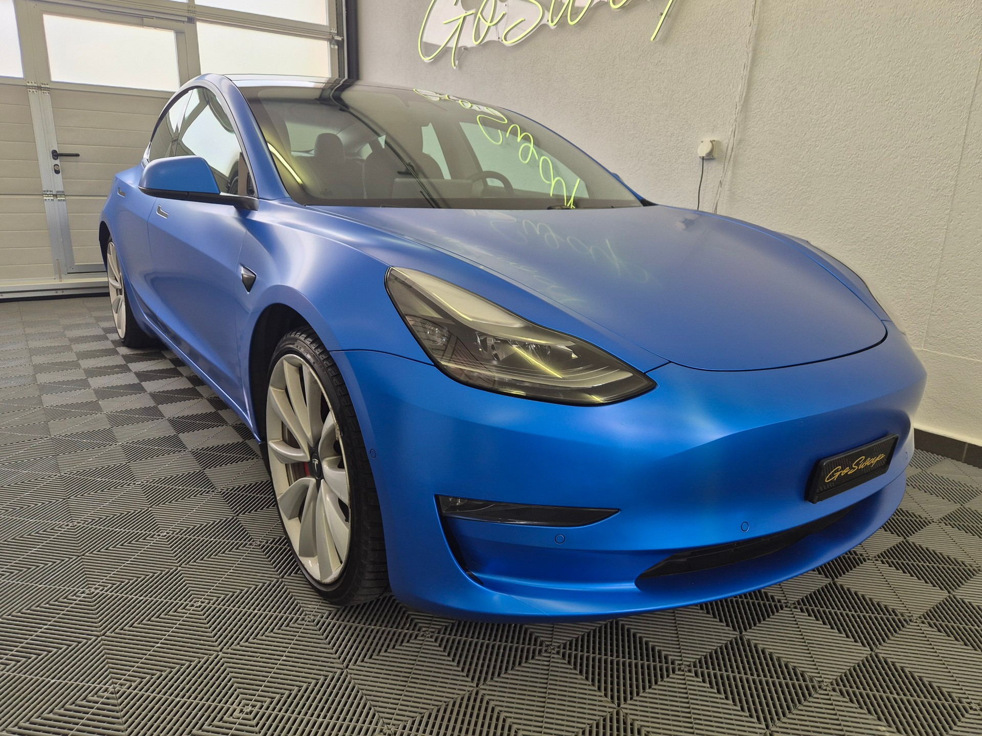 TESLA Model 3 Performance Dual Motor AWD-image-6