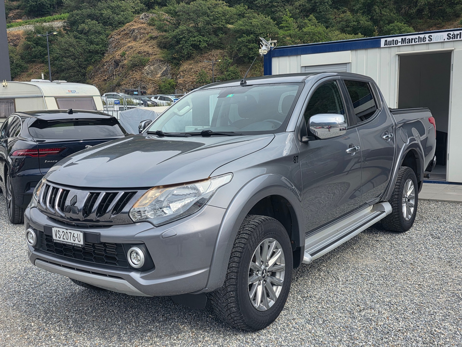 MITSUBISHI L 200 2.4 Diamond Double Cab A