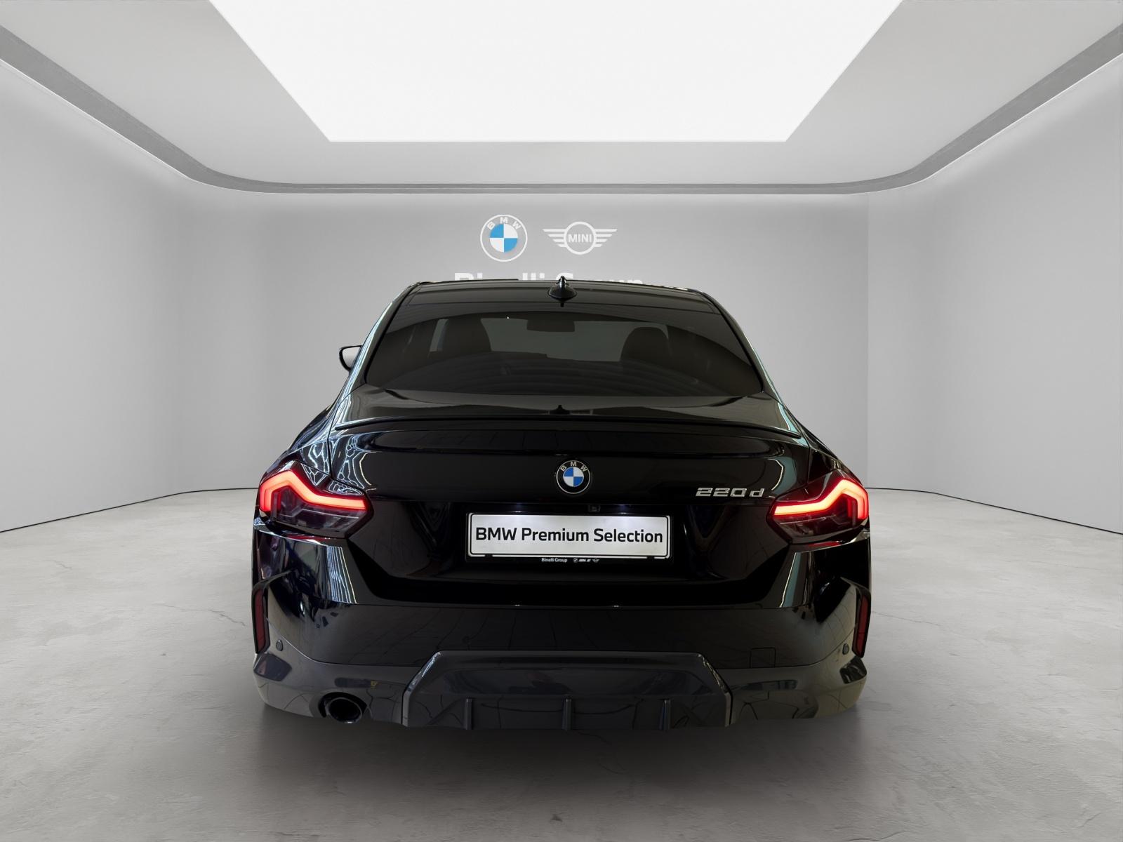 BMW 220d Coupé M-SportPaketPro-showroom-element-3