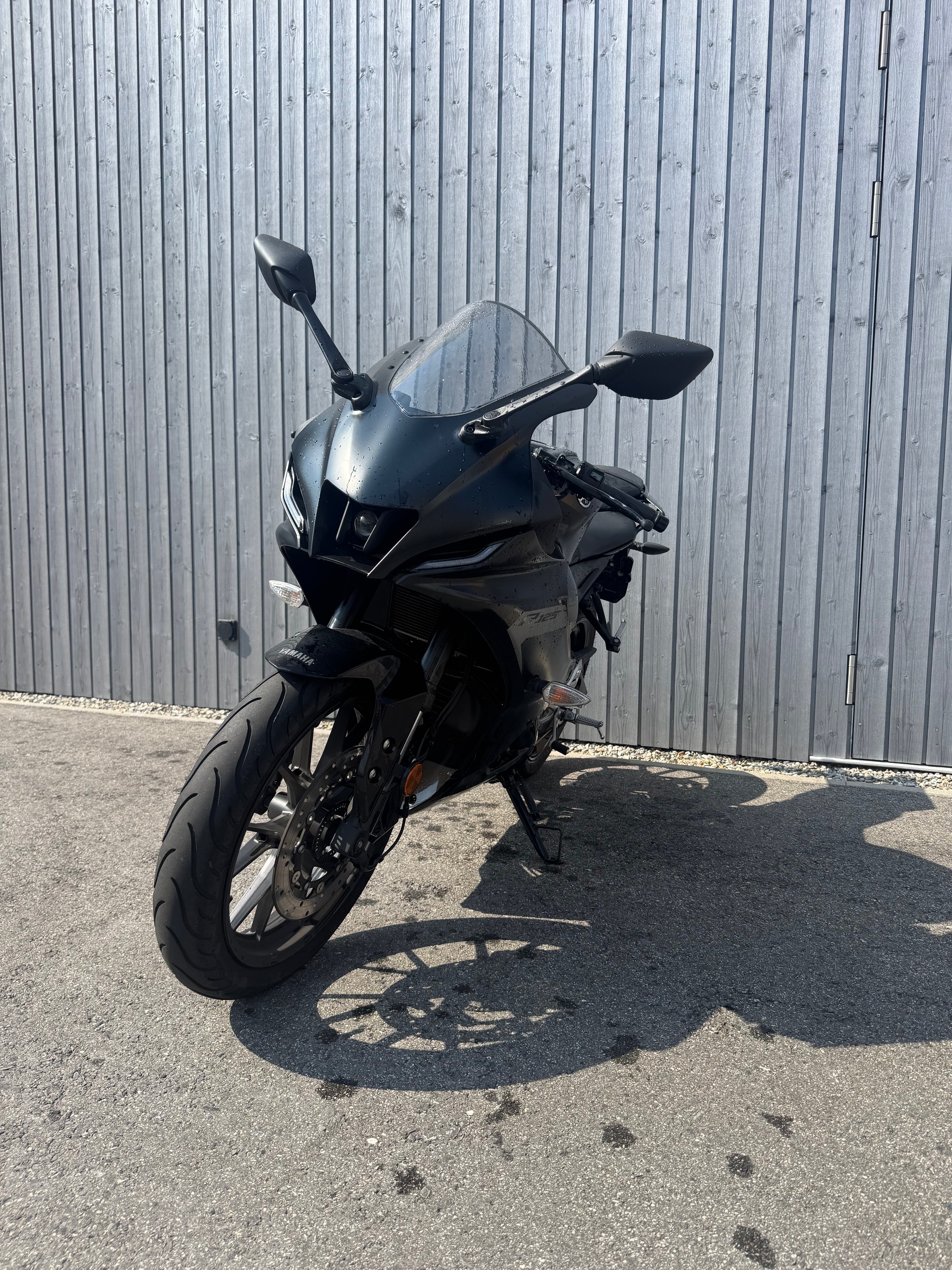 YAMAHA YZF-R 125 ABS-image-2