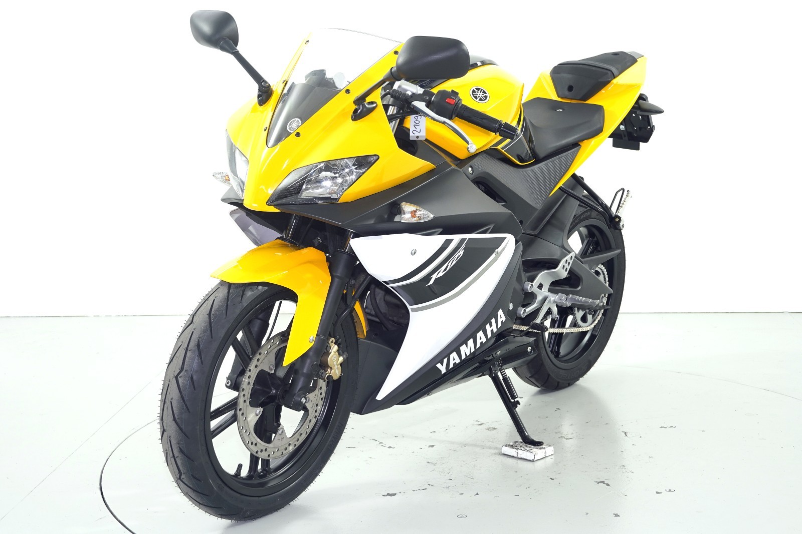 YAMAHA YZF-R125-image-2