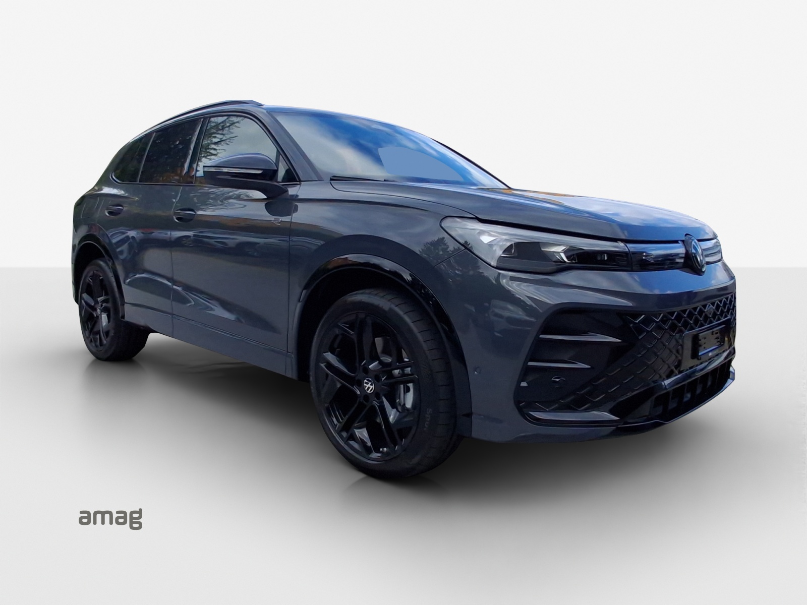 VW Tiguan 2.0 TSI DSG R-Line Plus 4Motion-image-5