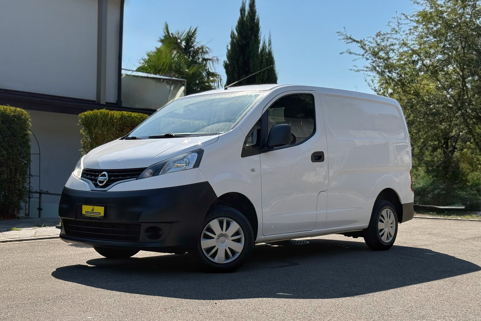 NISSAN 1.6 16V 110 PS | Camper-Basis | nur 27’000 km (Frisch Ab MFK)-image-7