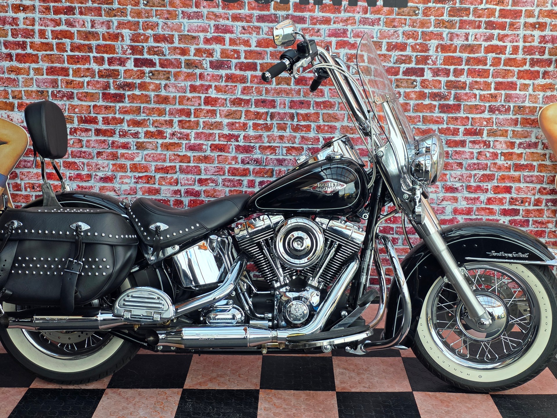 HARLEY-DAVIDSON FLSTC Softail Heritage Classic ABS-image-2