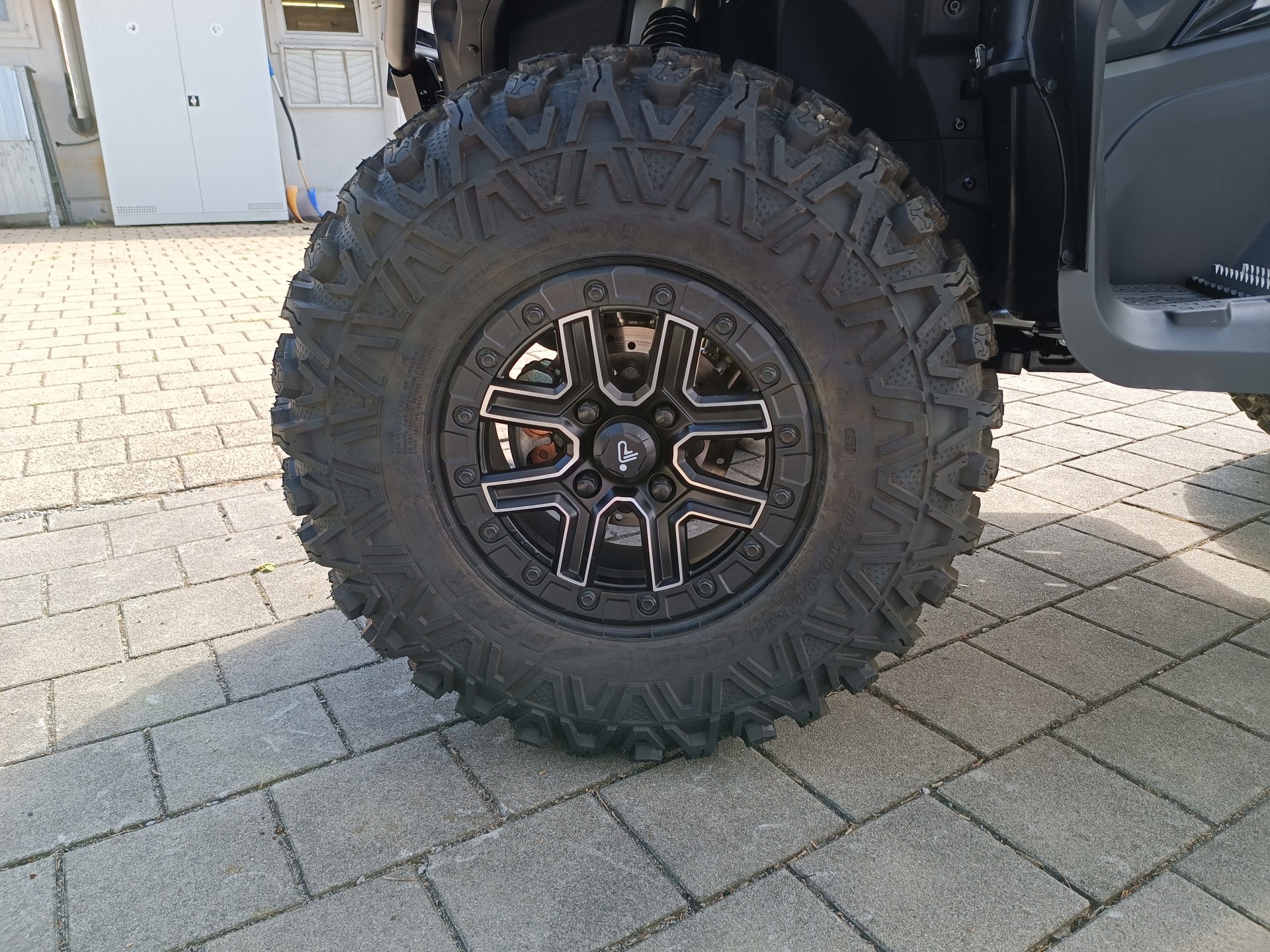 SEGWAY Snarler AT10 L EPS DLX WIDE-image-5