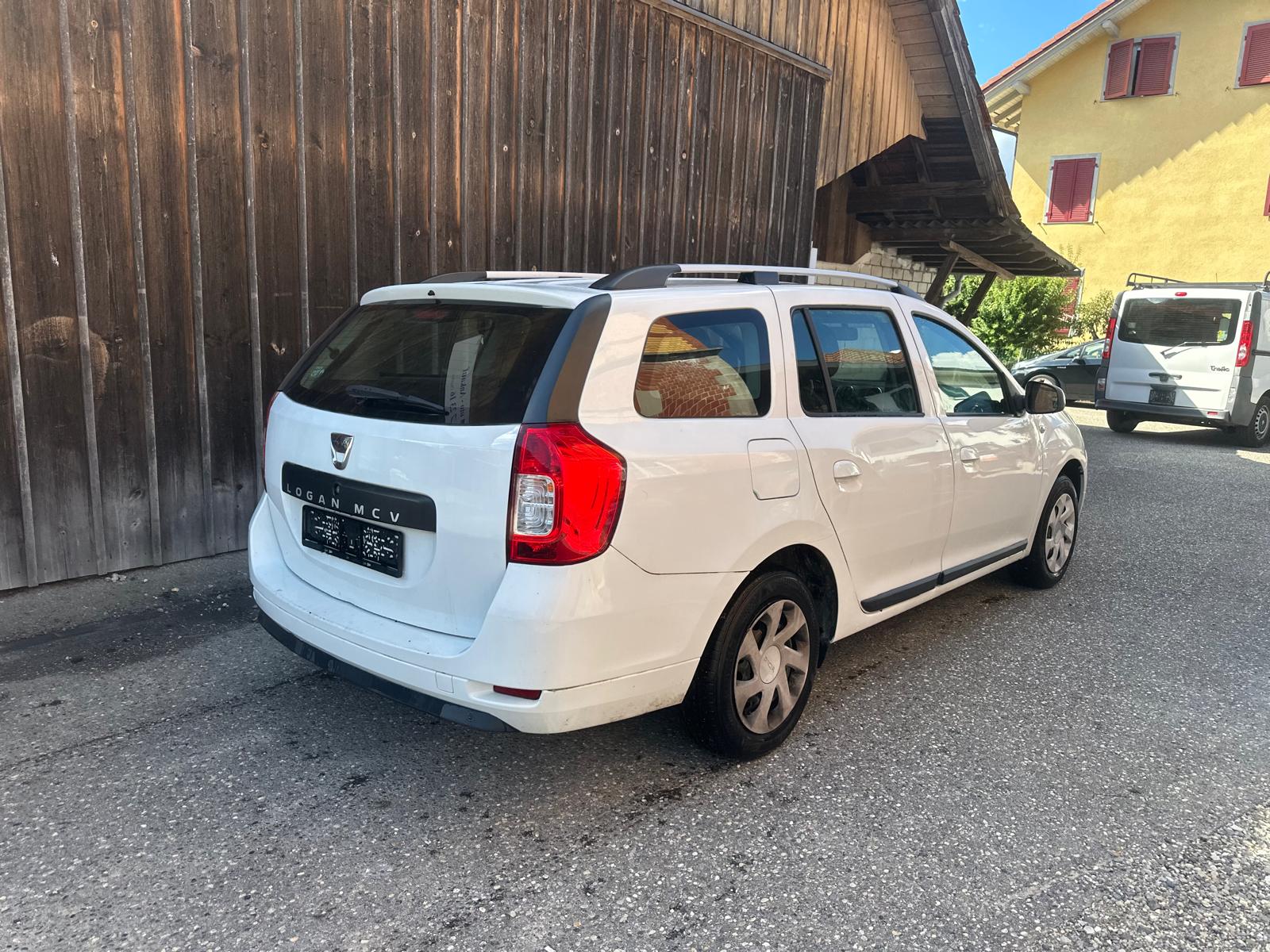 DACIA Logan MCV 0.9 Ambiance Automatic-showroom-element-2