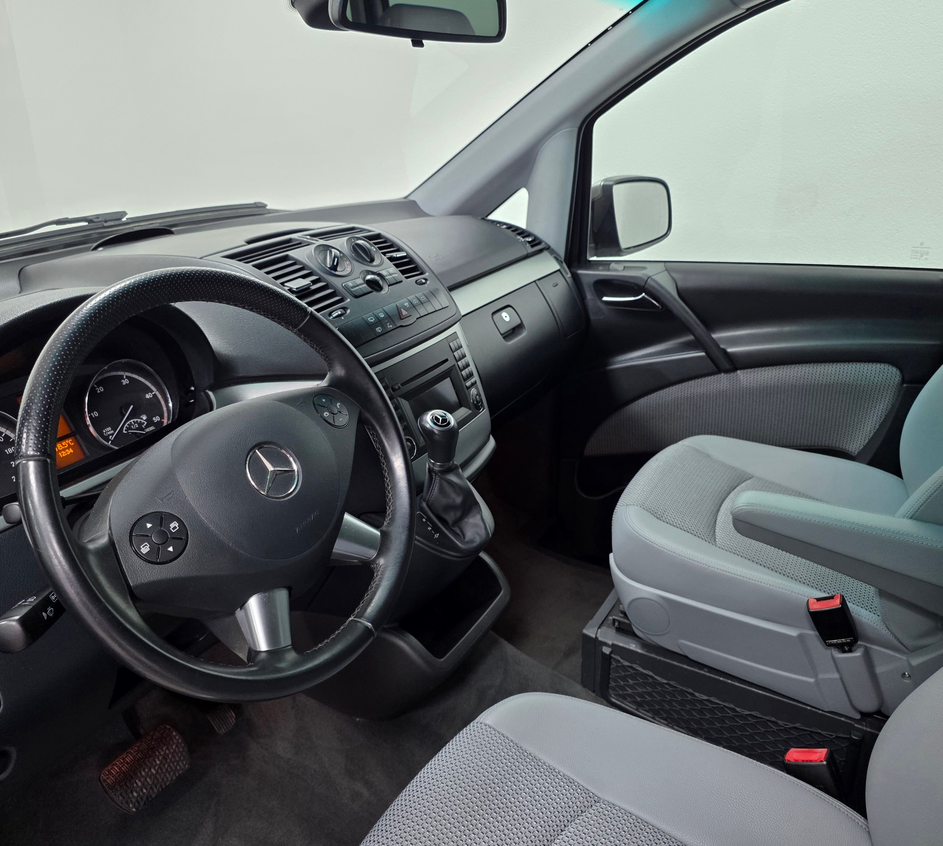 MERCEDES-BENZ Viano 2.2 CDI Blue Eff. Trend Ed. L 4Matic A-image-15
