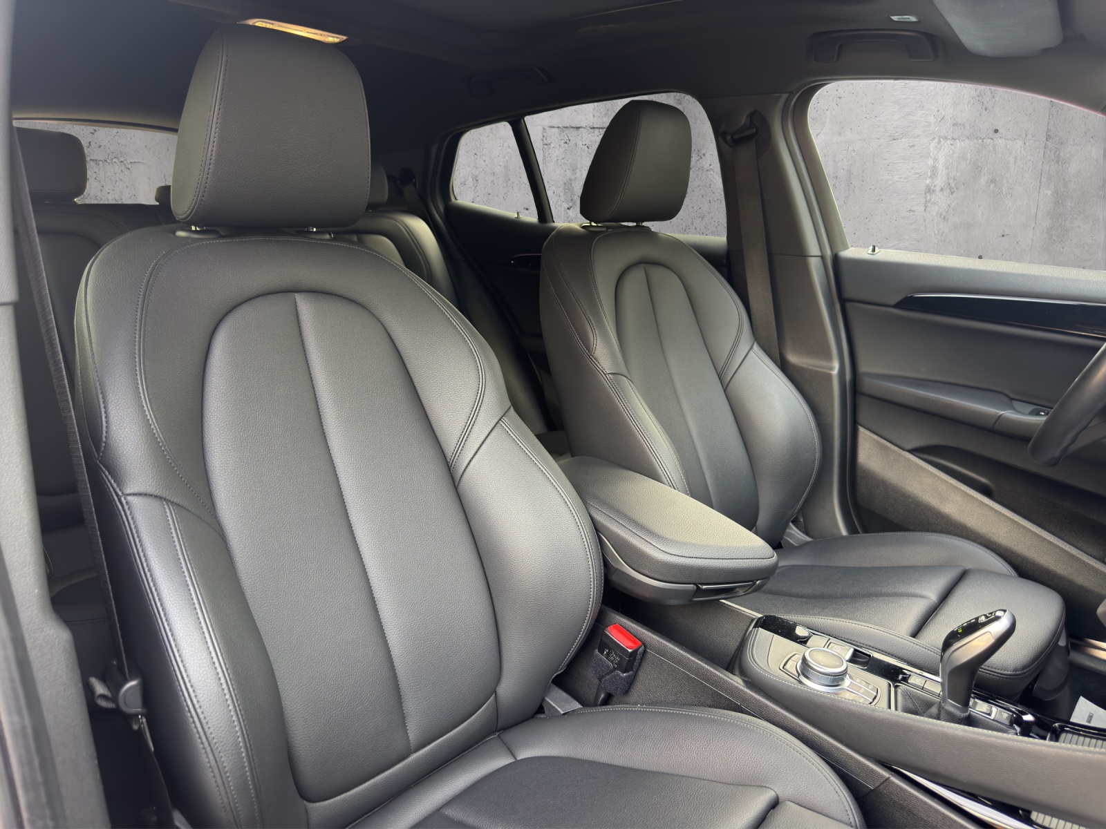 BMW X2 xDrive 20i M Sport-image-13