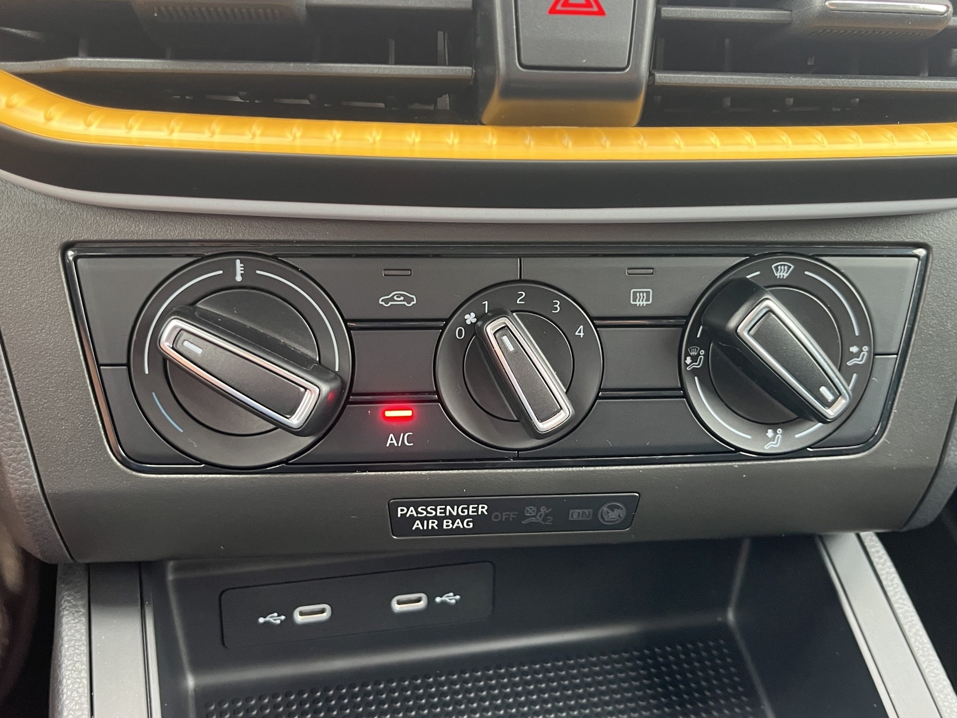 SEAT Ibiza 1.0 EcoTSI Style DSG *App Conect, PDC hinten, Tempomat*-image-17