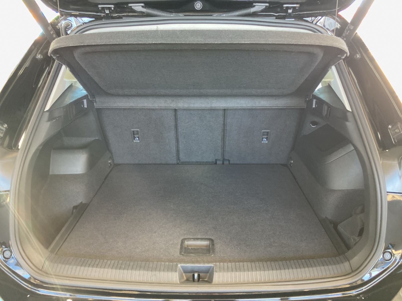 VW Tiguan 2.0 TSI DSG Life 4Motion-image-12