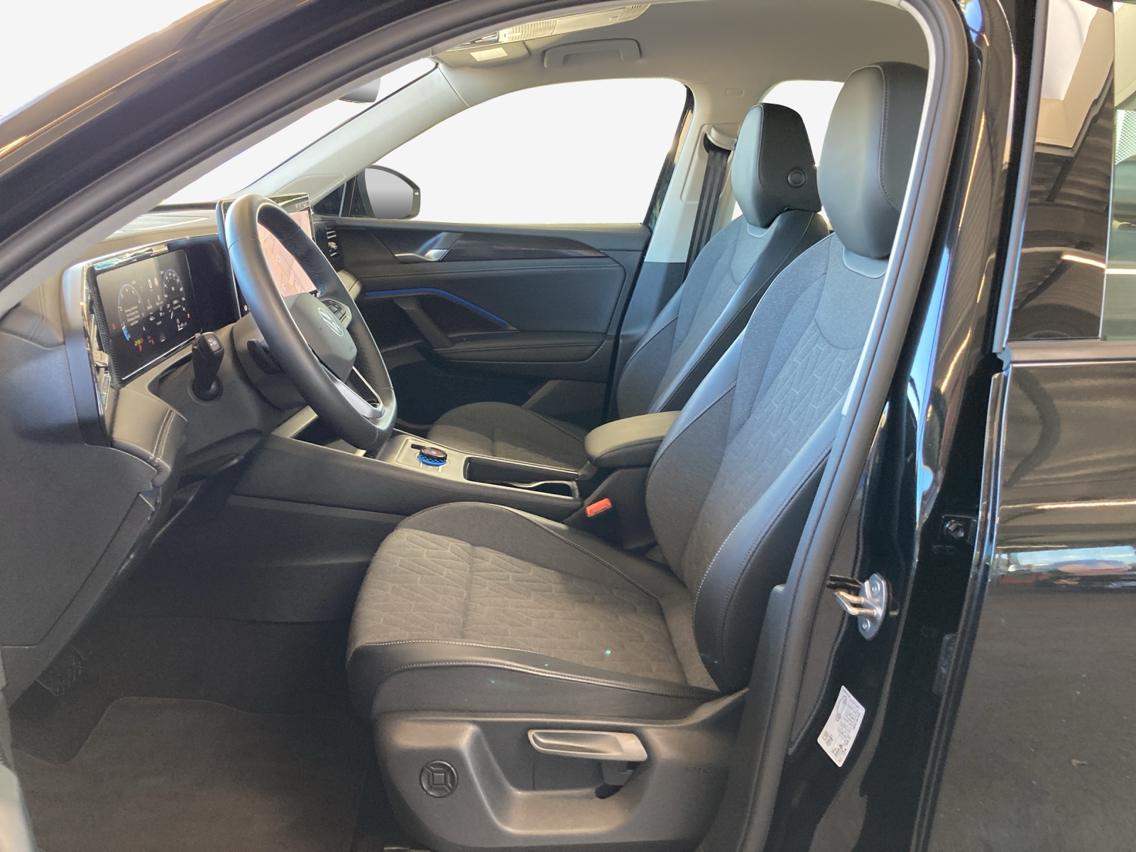 VW Tiguan 2.0 TSI DSG Life 4Motion-image-7