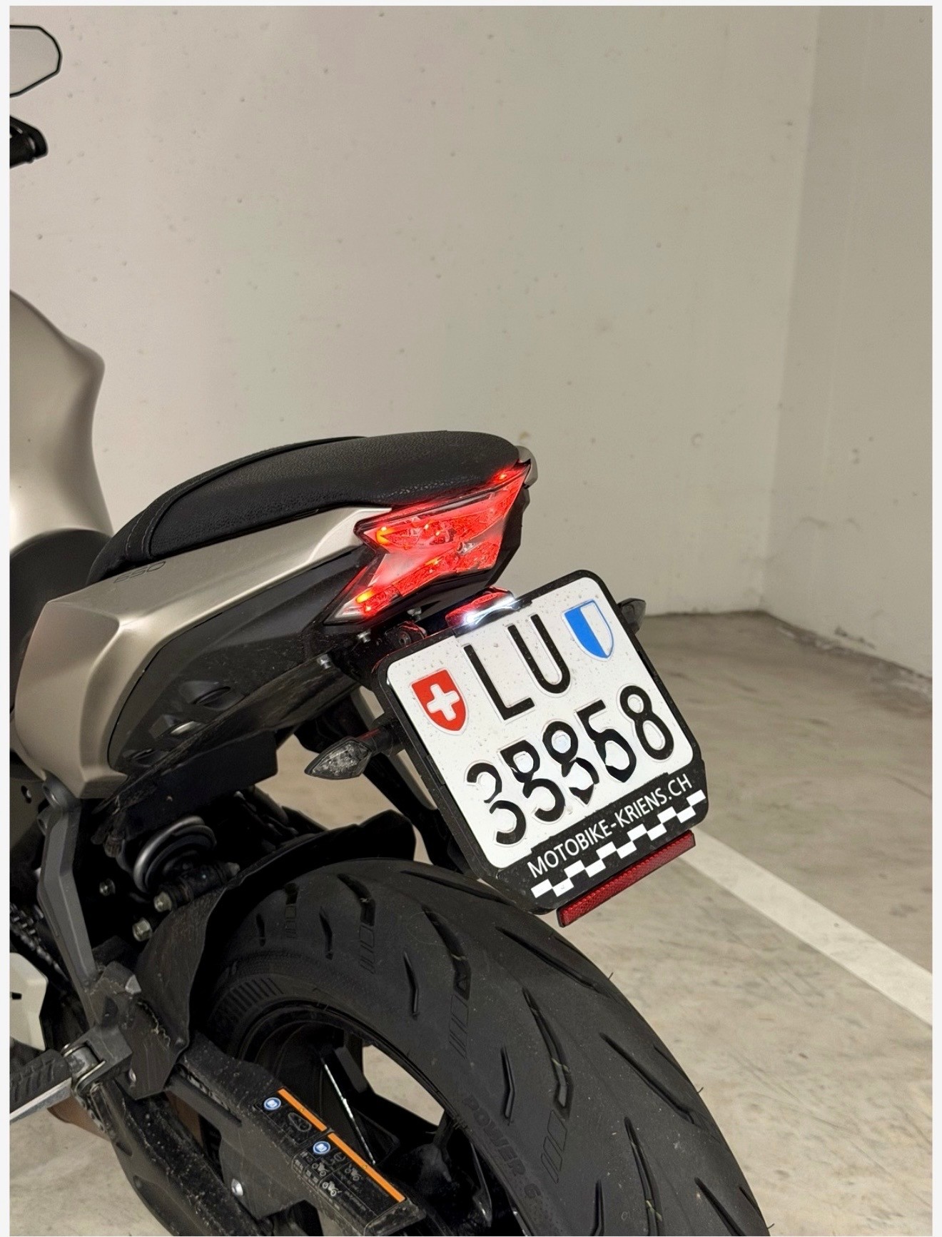 KAWASAKI Z 650-image-4