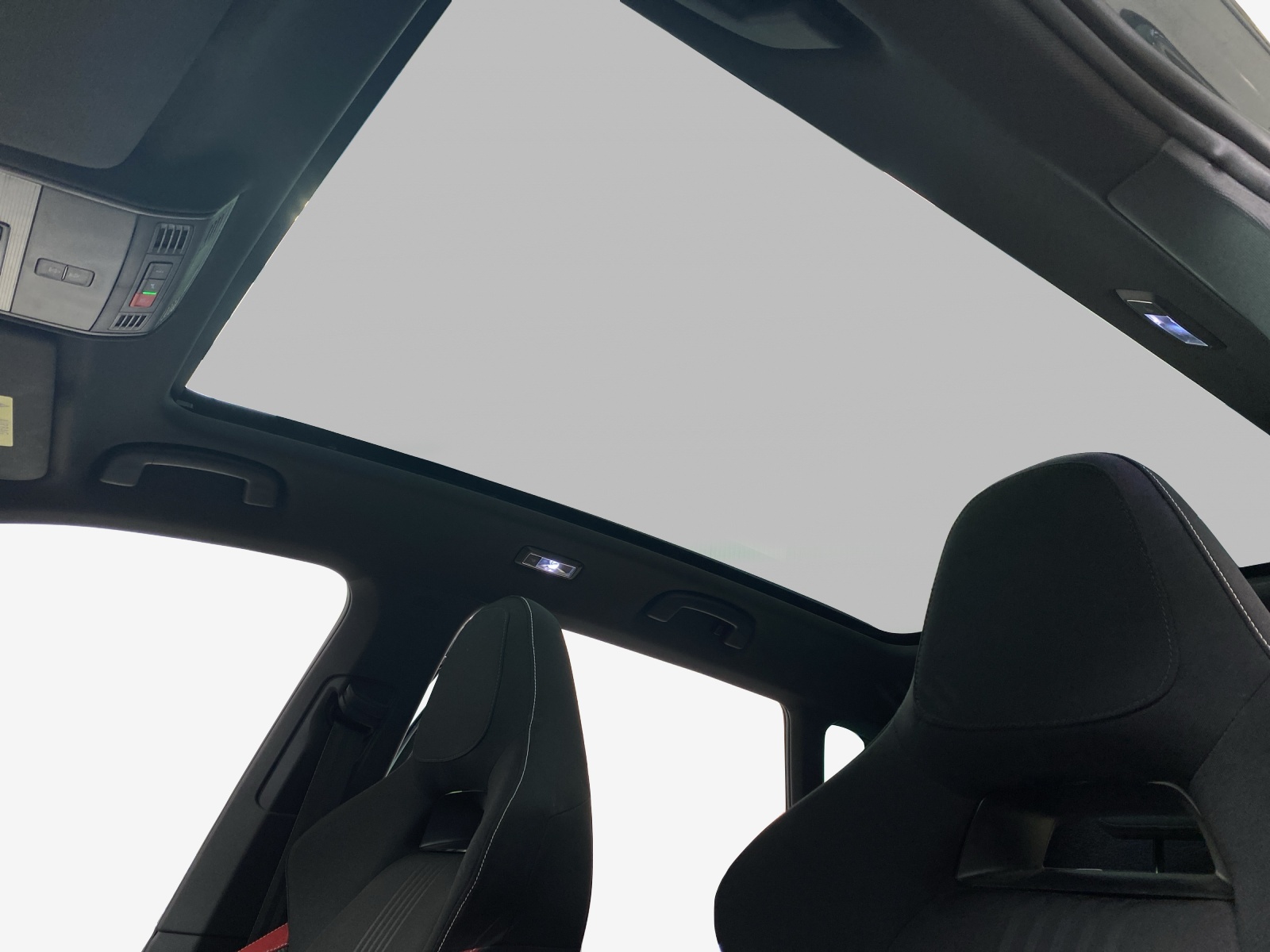 SKODA Kamiq 1.0 TSI Monte Carlo DSG-image-14
