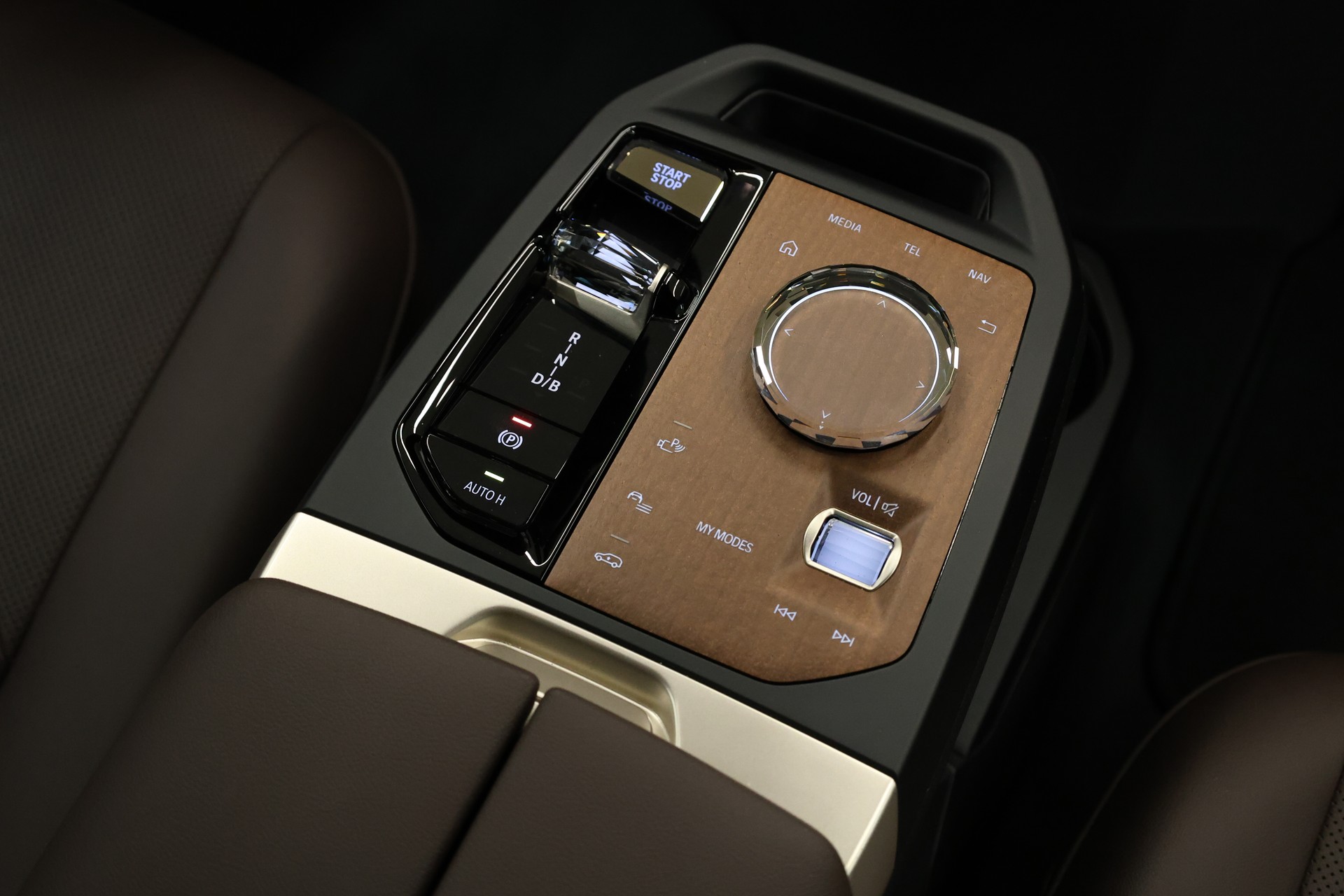 BMW iX xDrive50-image-20
