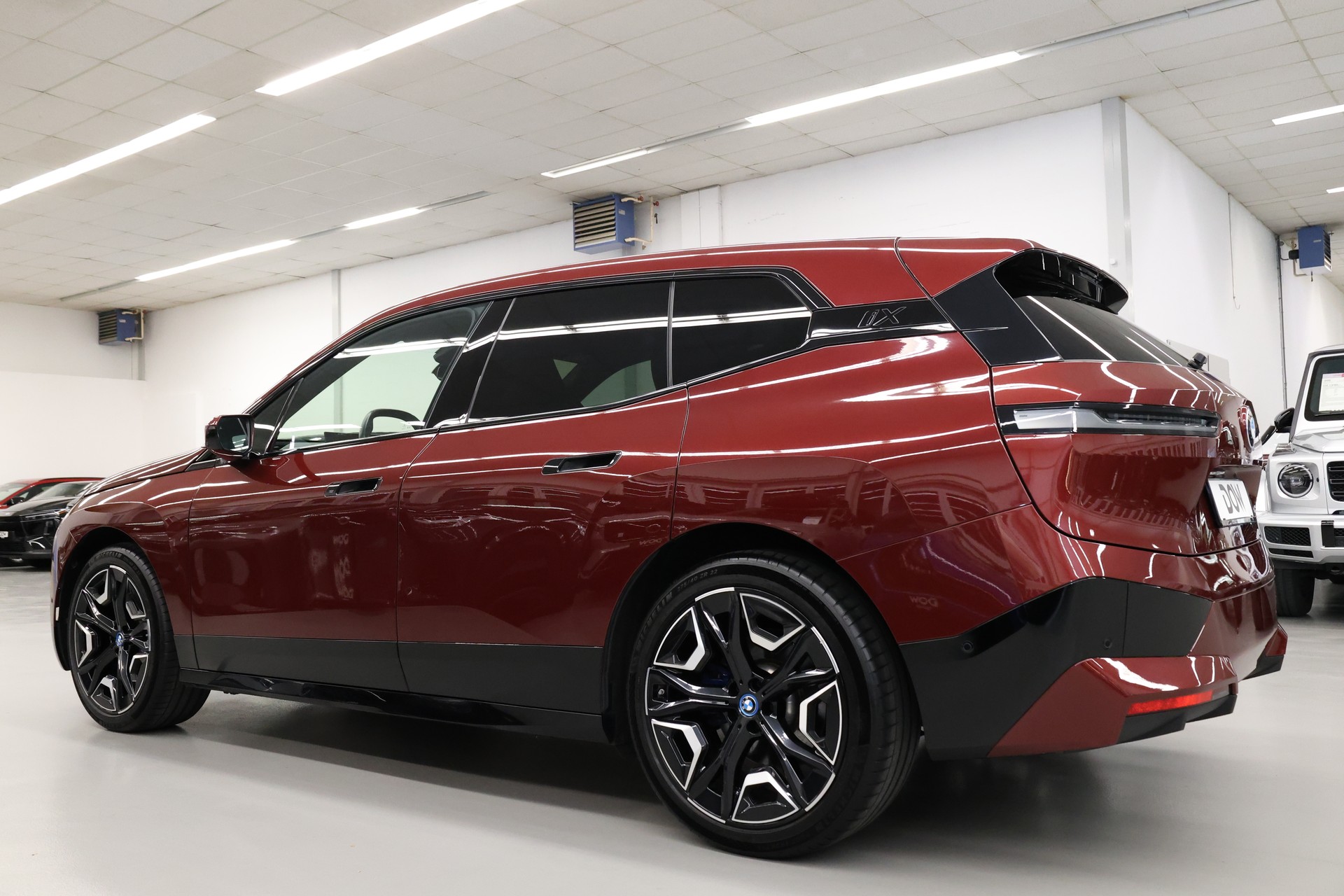 BMW iX xDrive50-image-7