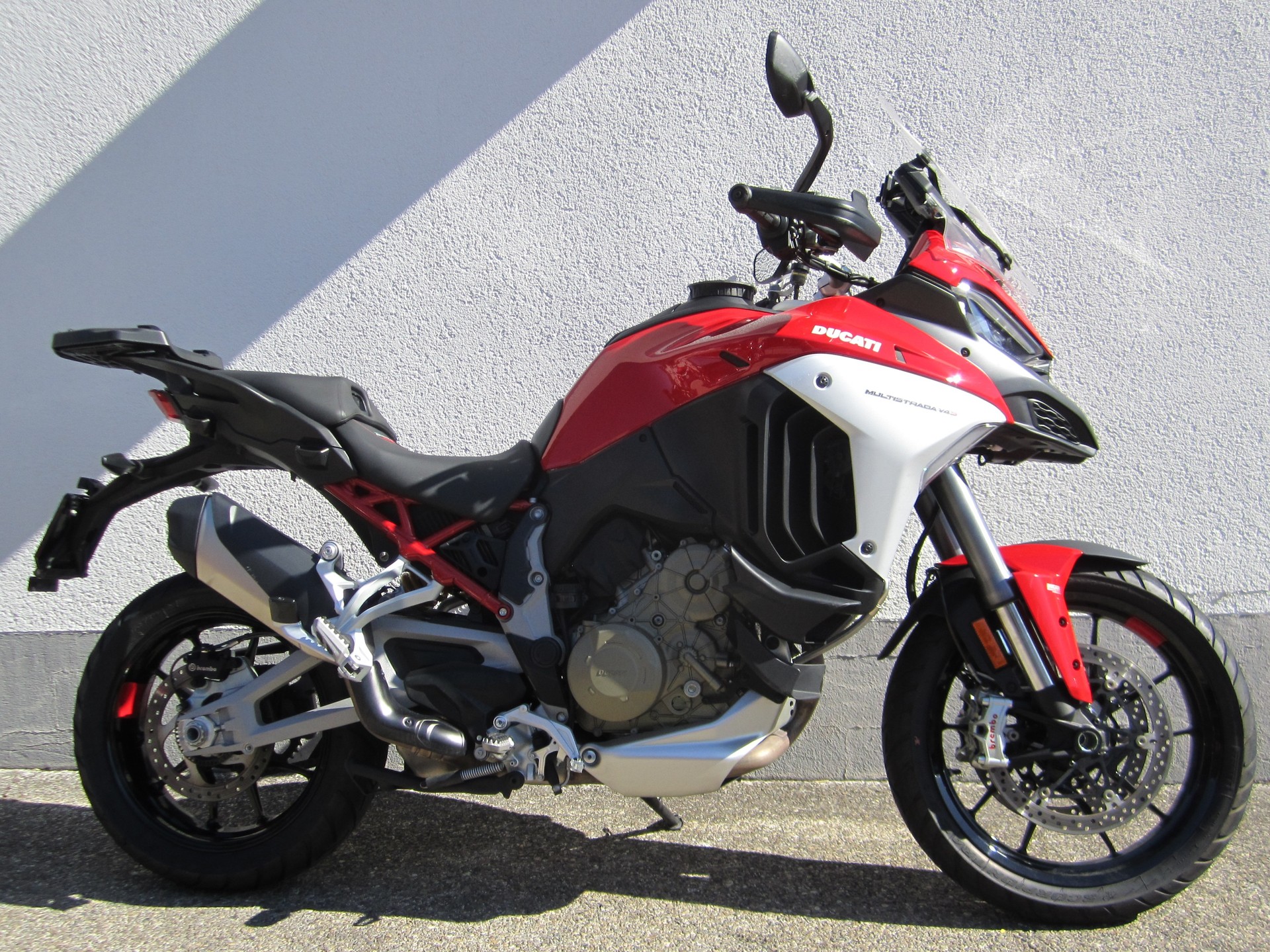 DUCATI MULTISTRADA V4 S-image-0