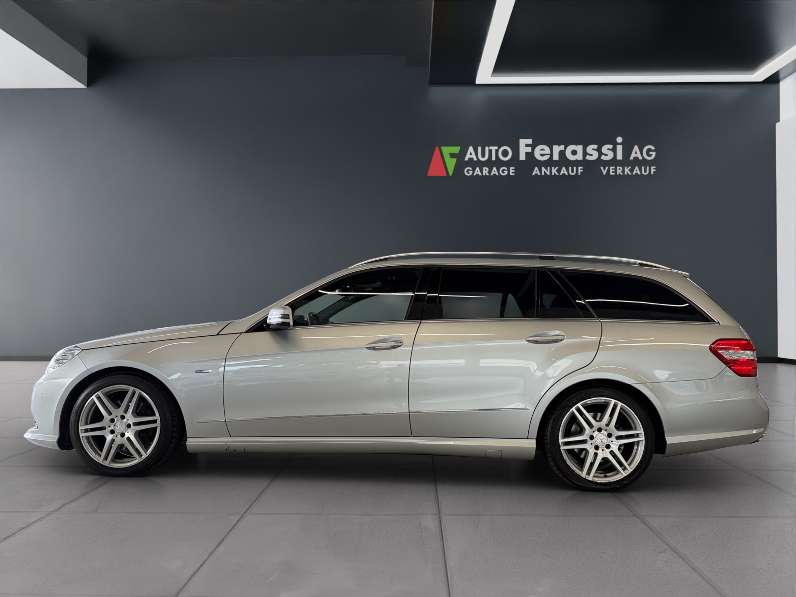 MERCEDES-BENZ E 350 CGI BlueEfficiency Avantgarde 7G-Tronic-showroom-element-1