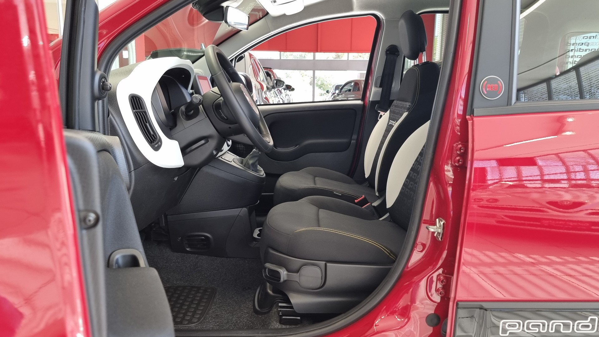 FIAT Panda 1.0 Hybrid Cross-image-20