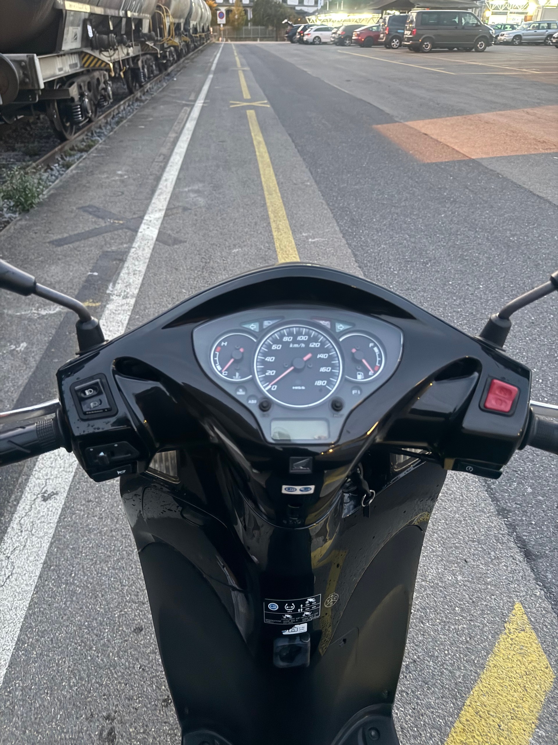 HONDA SH 300 i ABS-image-5