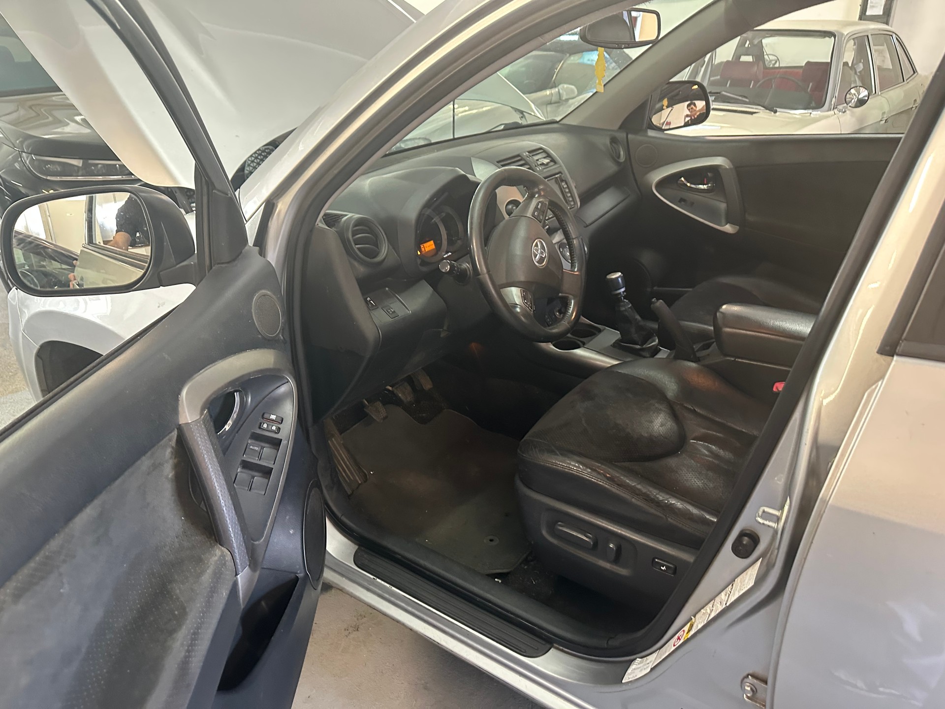 TOYOTA RAV-4 2.0 16V Linea Luna-image-10