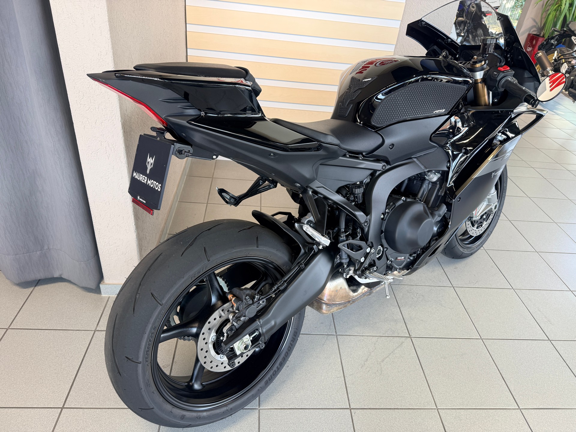YAMAHA R 9 Kurzheck Edition-image-1