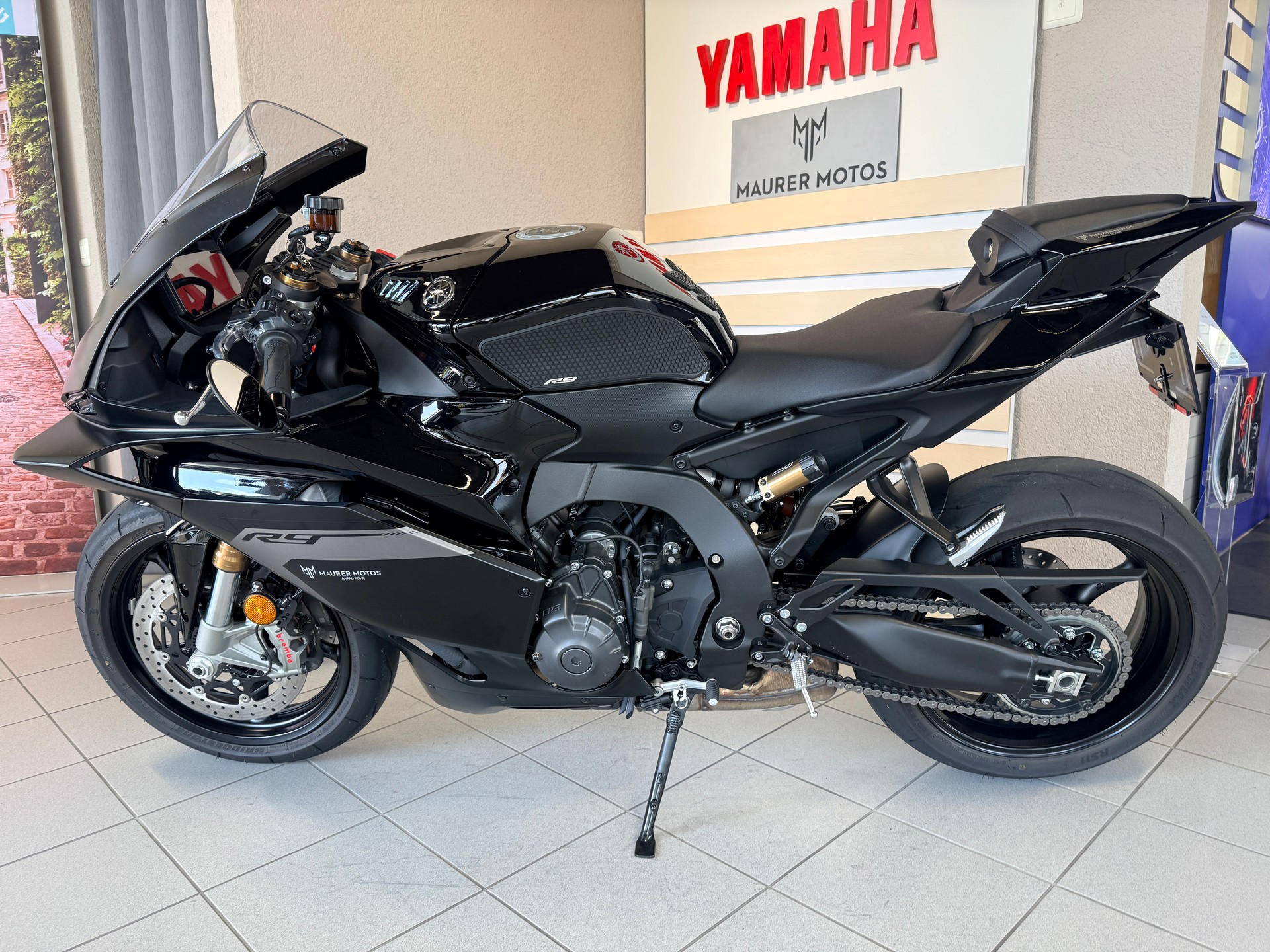 YAMAHA R 9 Kurzheck Edition-image-2