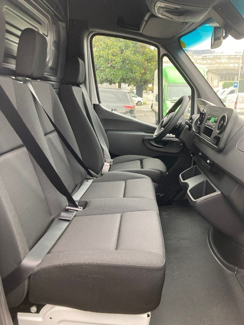MERCEDES-BENZ eSprinter 312 47kWh Standard-image-4