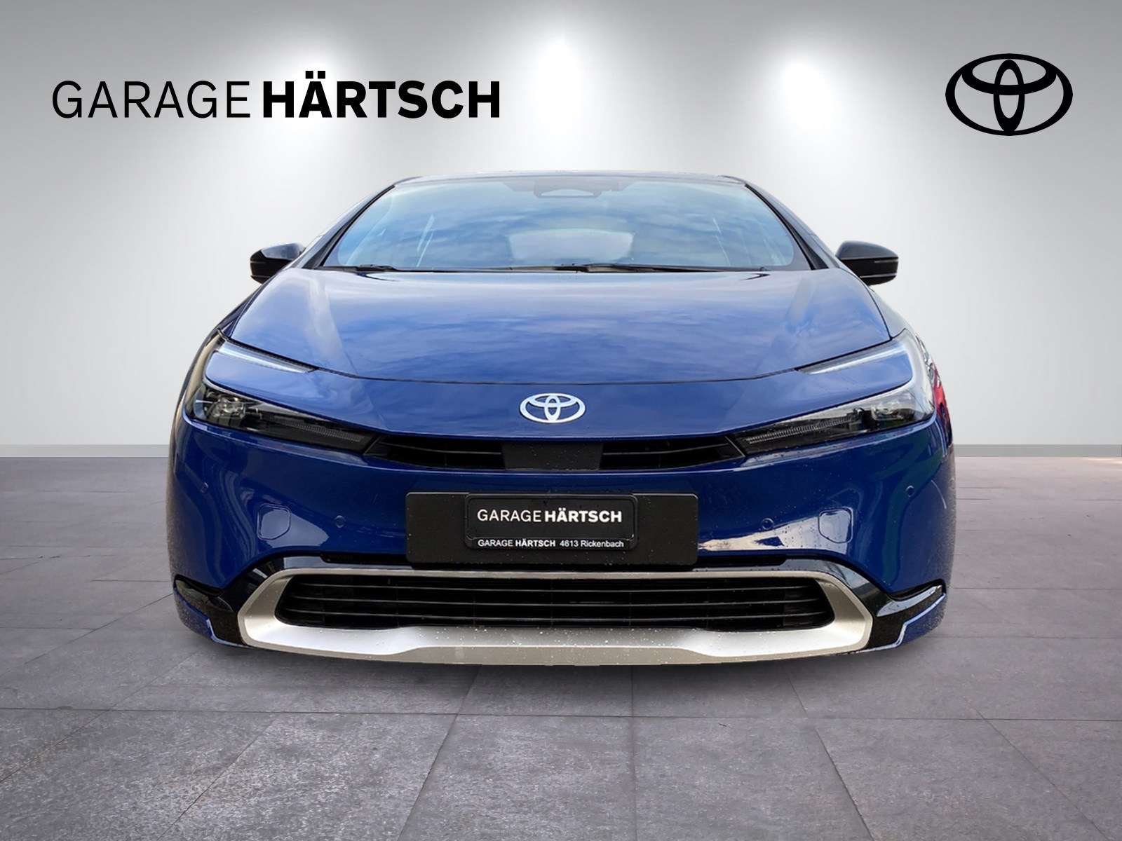 TOYOTA Prius 2.0 Plug-In-Hybrid Style-image-9