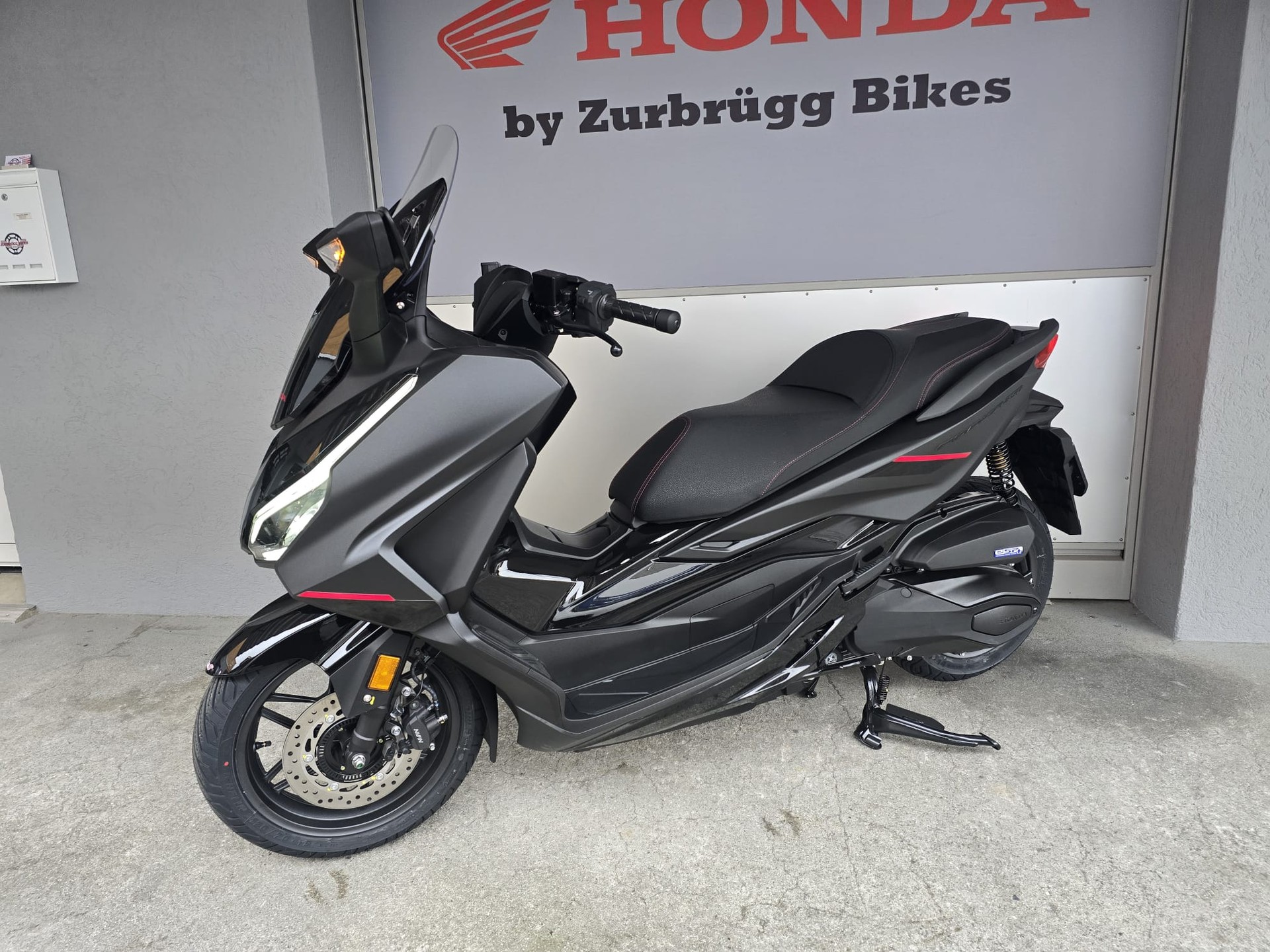 HONDA FORZA 350 Special Edition-image-4