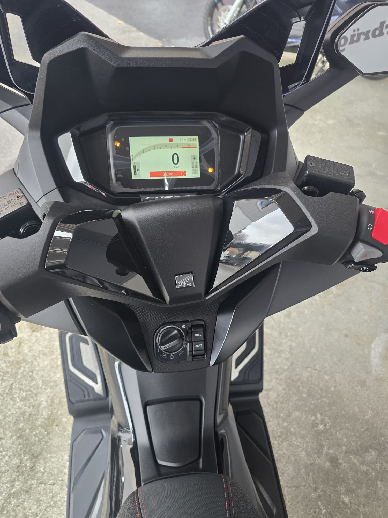 HONDA FORZA 350 Special Edition-image-5