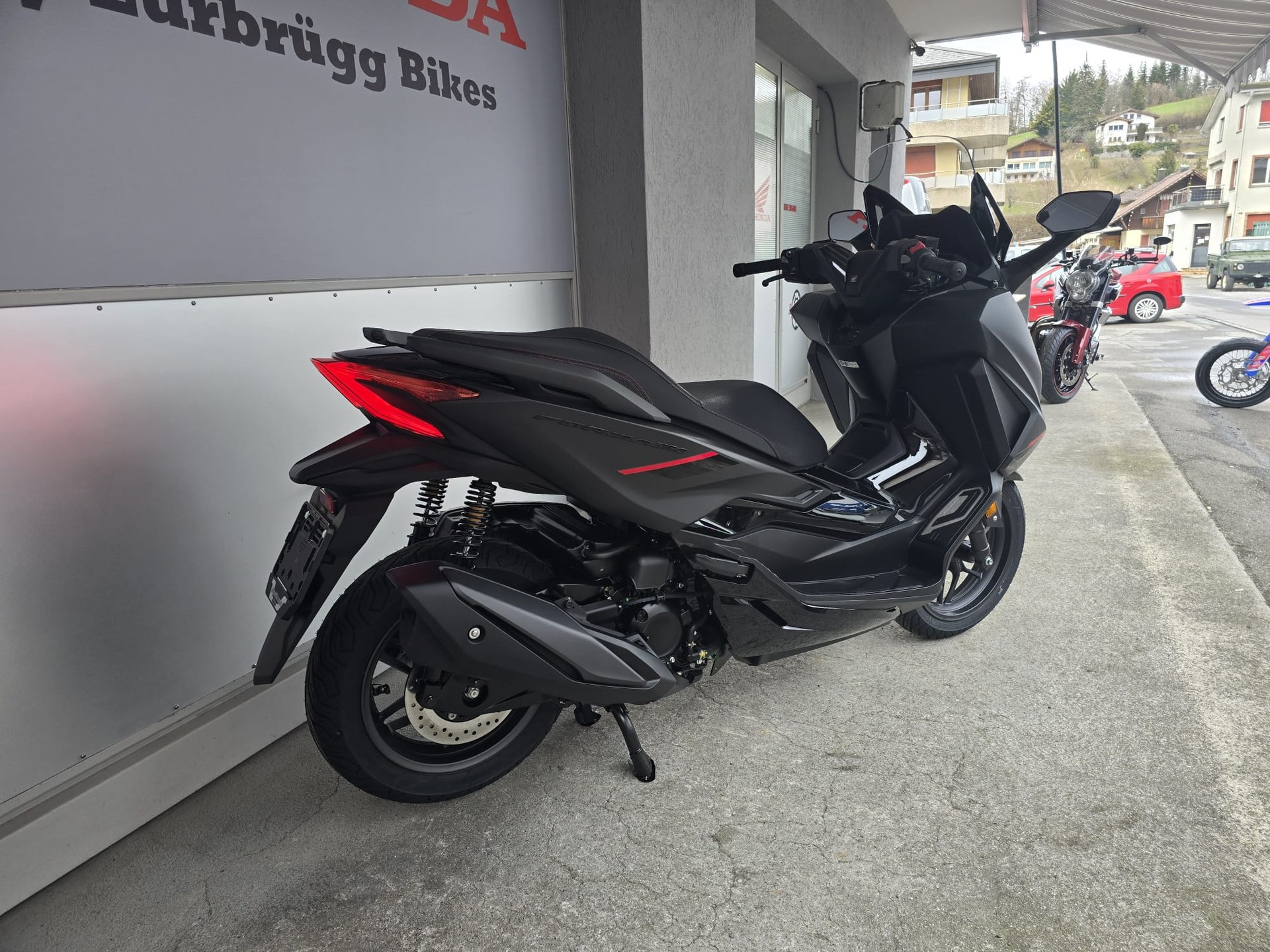 HONDA FORZA 350 Special Edition-image-2