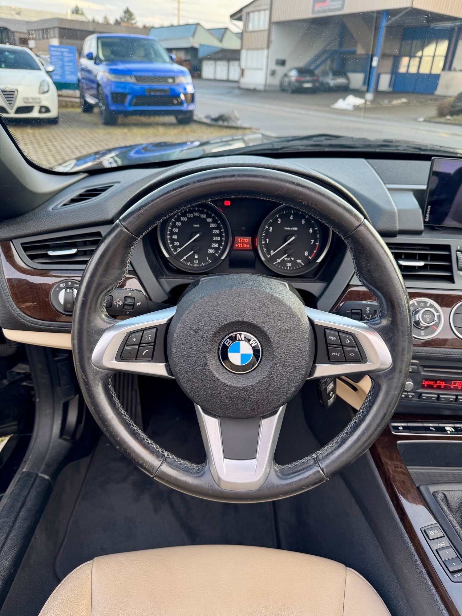 BMW Z4 sDrive23i-image-8