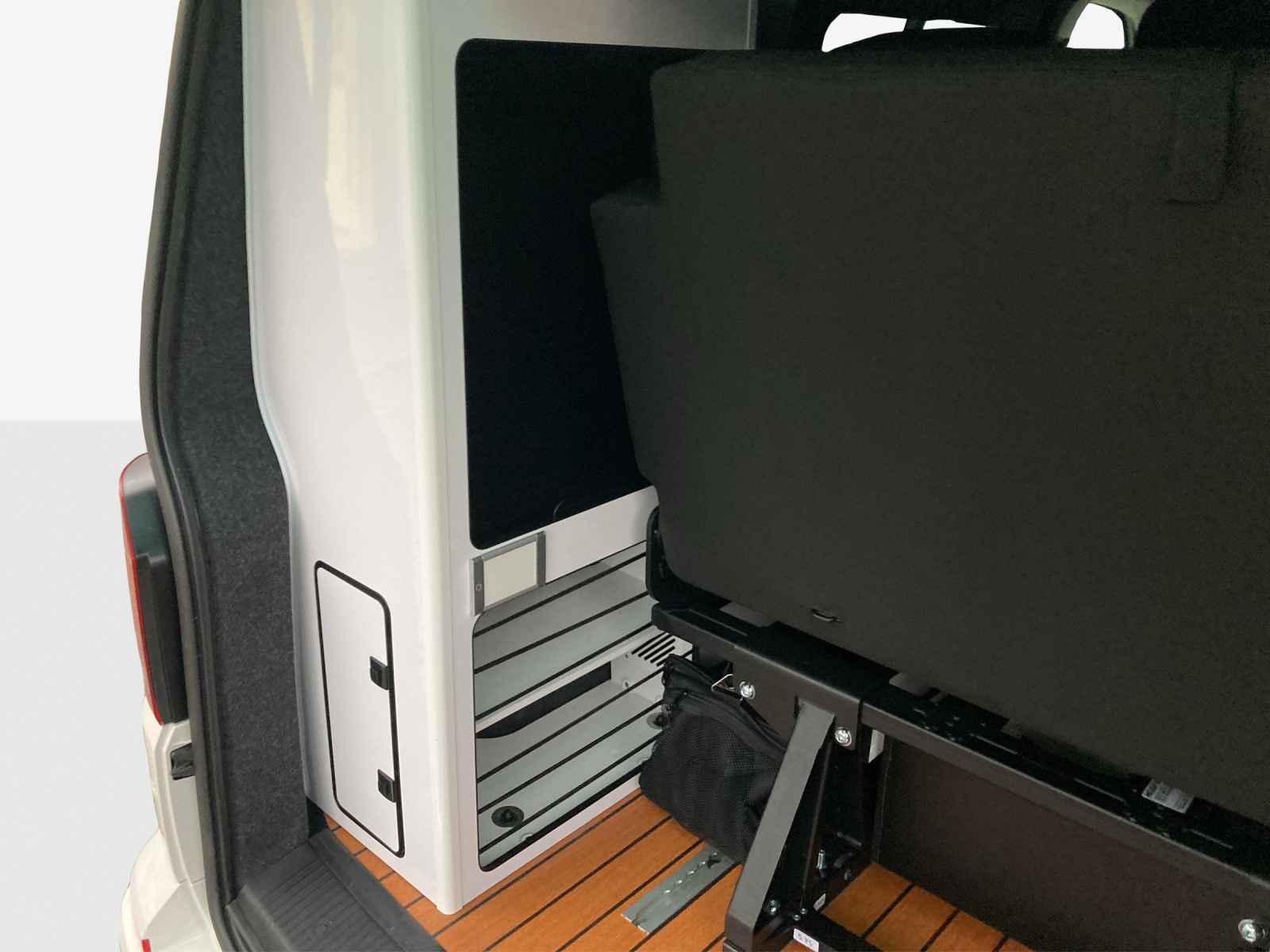 VW T6.1 2.0 TDI Envia Free 4Motion DSG-image-13