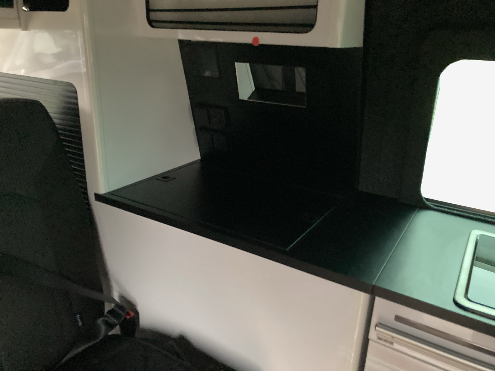 VW T6.1 2.0 TDI Envia Free 4Motion DSG-image-14