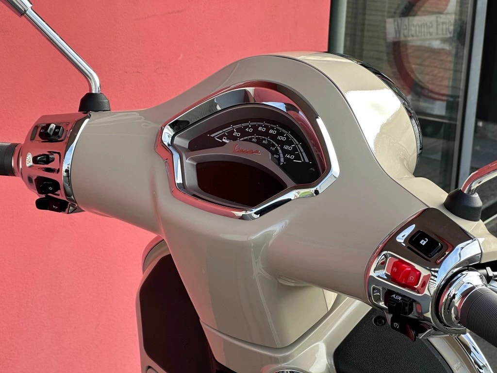 PIAGGIO Vespa GTS 310 RST E5+-image-8