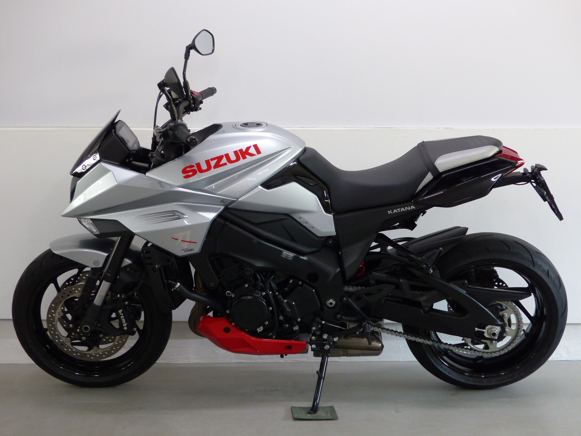 SUZUKI GSX-S 1000 S ABS "Katana"-image-12